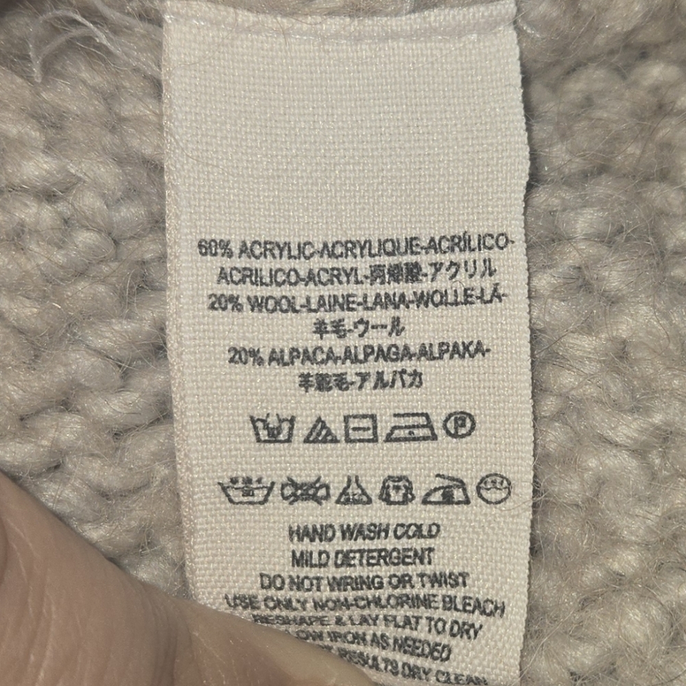 Brown Cable-Knit Oversized Women's Sweater - Picture 10 of 11